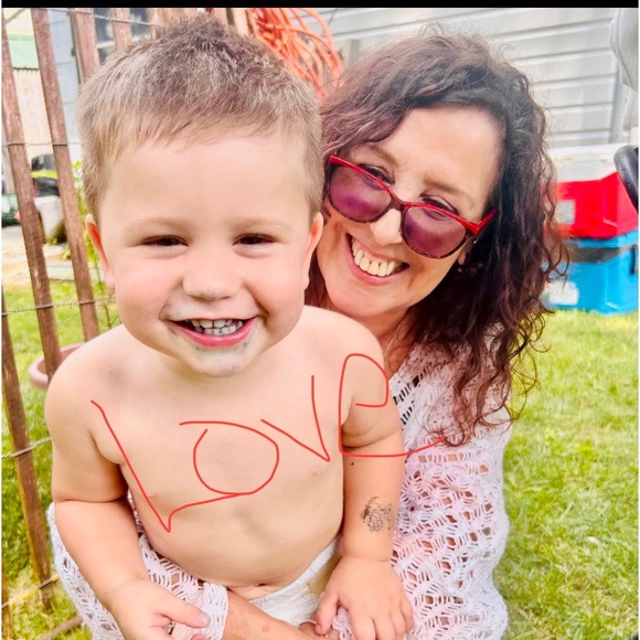 NWT NWOT GIFT GIVING SEASON 💝🛍️🌷 - Picture 3 of 16